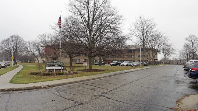 Woodview Park Apartments in Delavan, WI - Building Photo - Building Photo