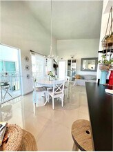 8035 Crespi Blvd in Miami Beach, FL - Building Photo - Building Photo