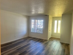 1388 Colfax Pl in Woodland, CA - Building Photo - Building Photo