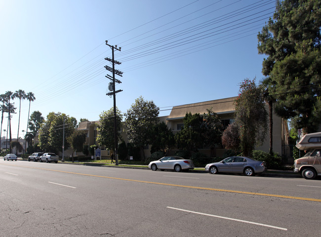 Beverly Hills Apartments