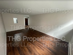 259 Reynolds Terrace in Orange, NJ - Building Photo - Building Photo