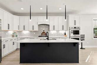 2145 Park Terrace in Atlanta, GA - Building Photo - Building Photo