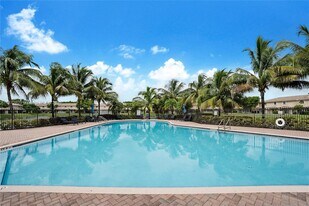 5901 Manchester Way in Tamarac, FL - Building Photo