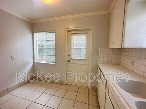 907 Hayes Ave in San Diego, CA - Building Photo - Building Photo