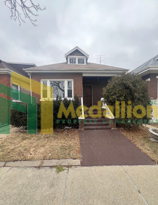 8536 S Elizabeth St in Chicago, IL - Building Photo
