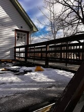 9 Elsmere Ave in Delmar, NY - Building Photo - Building Photo