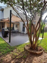 207 Country Ln in Euless, TX - Building Photo - Building Photo