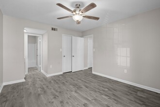 Cedarwood Apartments in Hattiesburg, MS - Building Photo - Building Photo