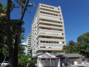 Oahu Surf One in Honolulu, HI - Building Photo - Building Photo