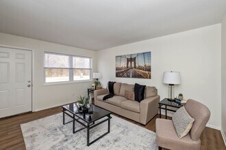 2025-2027 Fairfax Rd in Indianapolis, IN - Building Photo - Building Photo