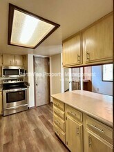 875 N Gossett Pl in Boise, ID - Building Photo - Building Photo