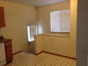 16024 Hauss Ave in Eastpointe, MI - Building Photo - Building Photo