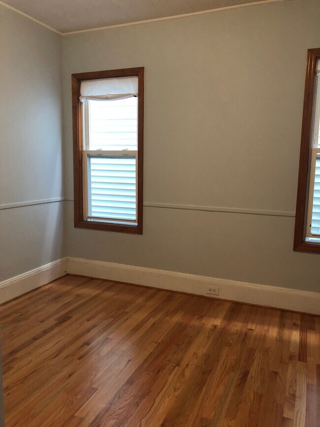 64 1/2 Day St, Unit 1 in Boston, MA - Building Photo - Building Photo