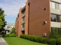 Coventry Court in Spokane, WA - Foto de edificio - Building Photo