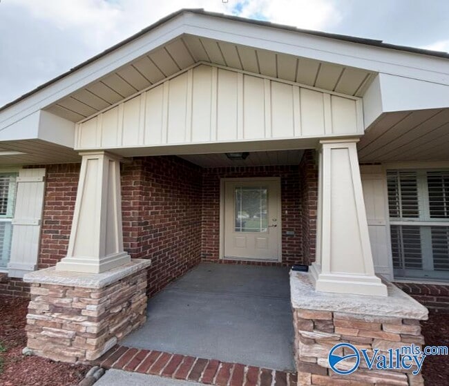 218 Healey Dr in Madison, AL - Building Photo - Building Photo