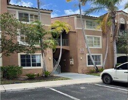 4832 N State Rd 7 in Coconut Creek, FL - Building Photo