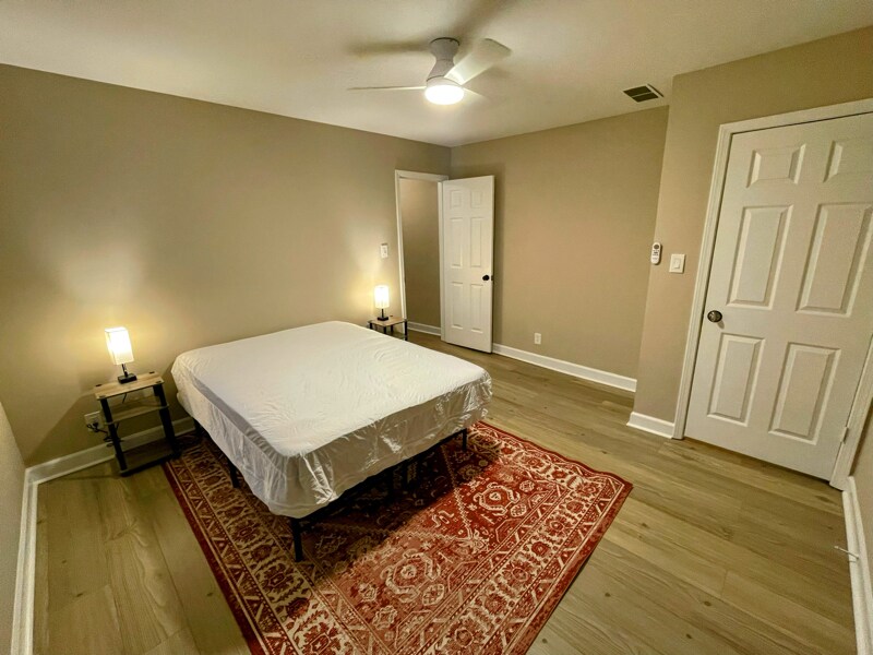 5179 Beech Forest Dr SW in Lilburn, GA - Foto de edificio