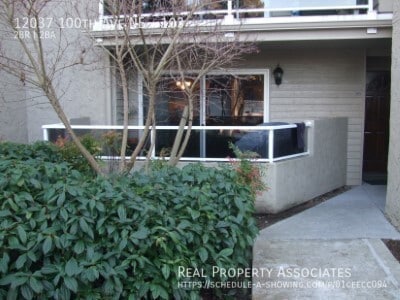 12037 100th Ave NE
