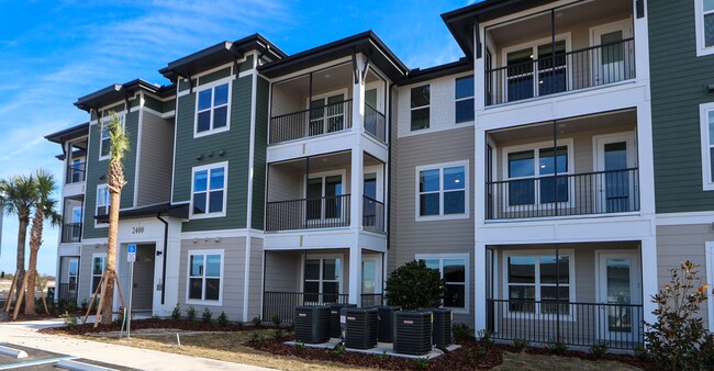 Bristol Park Apartments in Mount Dora, FL - Foto de edificio - Building Photo