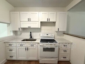 6204 Terry Parker Dr N in Jacksonville, FL - Building Photo - Building Photo