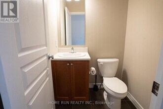 914 Fletcher Cir in Ottawa, ON - Building Photo - Building Photo