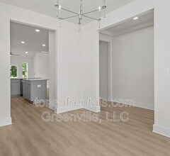 539 Ml Pk Wy in Spartanburg, SC - Building Photo - Building Photo