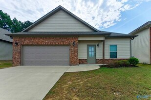 11545 Crimson Ridge Rd in Brookwood, AL - Building Photo