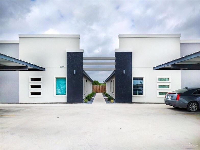 1001 N Maryland St, Unit 3 in Alton, TX - Building Photo