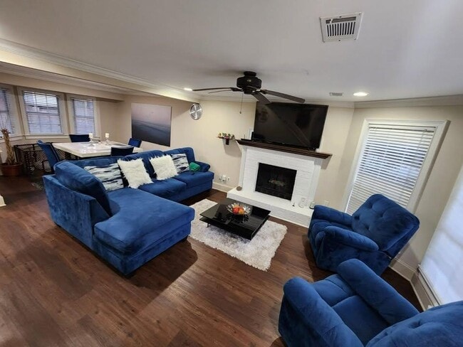 4931 Sugar Creek Dr in Sugar Hill, GA - Building Photo - Building Photo