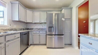 7112 Key Pointe Dr in Wilmington, NC - Building Photo - Building Photo