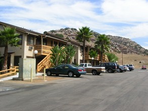 Mountain View Villas in Santee, CA - Foto de edificio - Building Photo