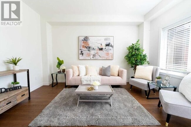 4 Bilanski Farm Rd in Brantford, ON - Building Photo - Building Photo