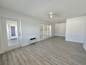 4901 NE 26th Ave in Fort Lauderdale, FL - Building Photo - Building Photo