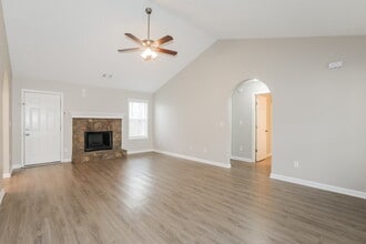 715 Heritage Ridge Dr in Monroe, GA - Building Photo - Building Photo