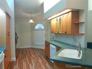 2735 Jennifer Dr in Lakeland, FL - Building Photo - Building Photo