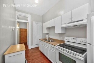 2431 Ohio Ave in Cincinnati, OH - Building Photo