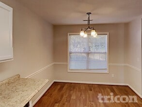 5121 Benjamin Ct in Kernersville, NC - Foto de edificio - Building Photo