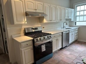 67 Green St in Brookline, MA - Building Photo - Building Photo