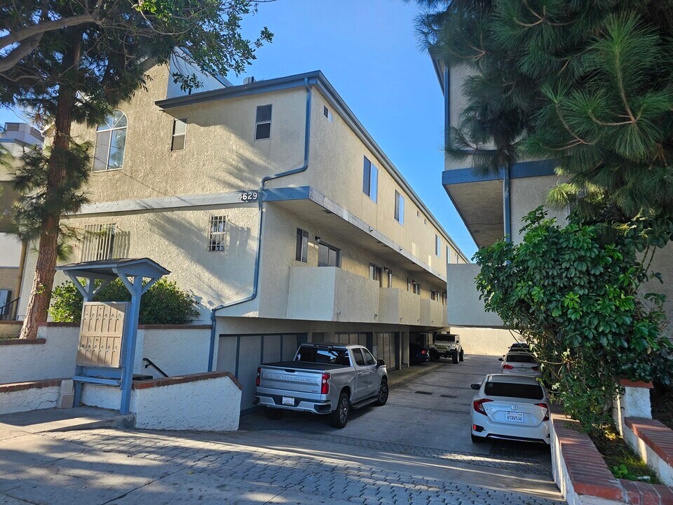4629 W 159th St in Lawndale, CA - Foto de edificio