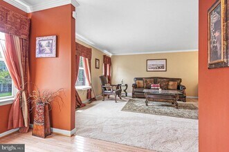 16 Victoria Ct in Reisterstown, MD - Building Photo - Building Photo