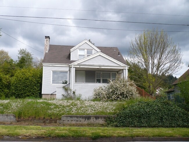 property at 2209 Agate St