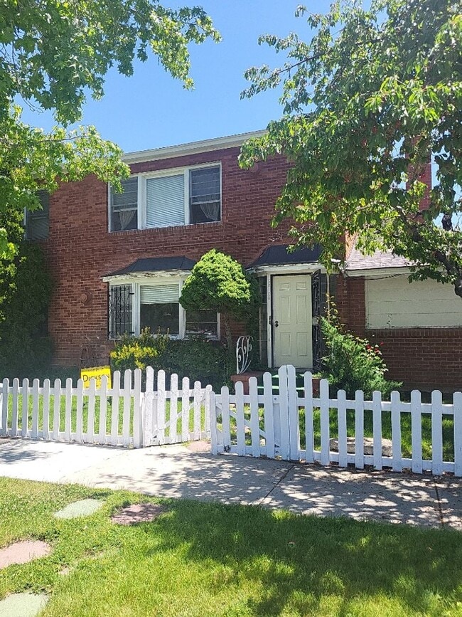 property at 720 Gordon Ave