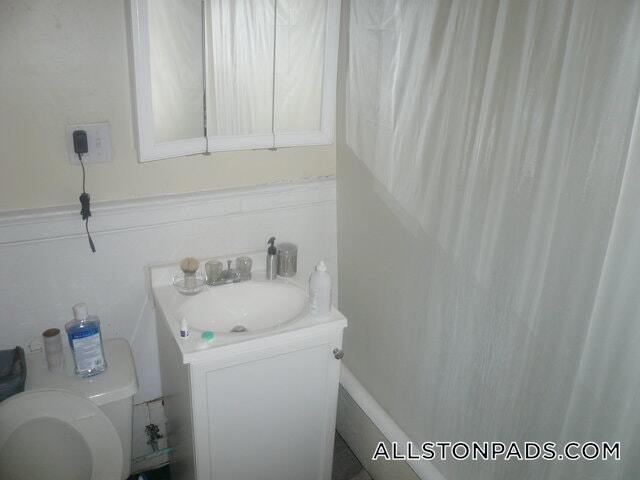 1185 Commonwealth Avenue in Boston, MA - Building Photo - Building Photo