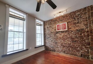 2123 Annapolis Rd in Baltimore, MD - Building Photo - Building Photo