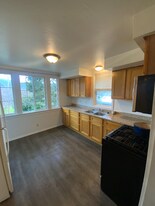 634 Pacific Ave in Rio Dell, CA - Building Photo