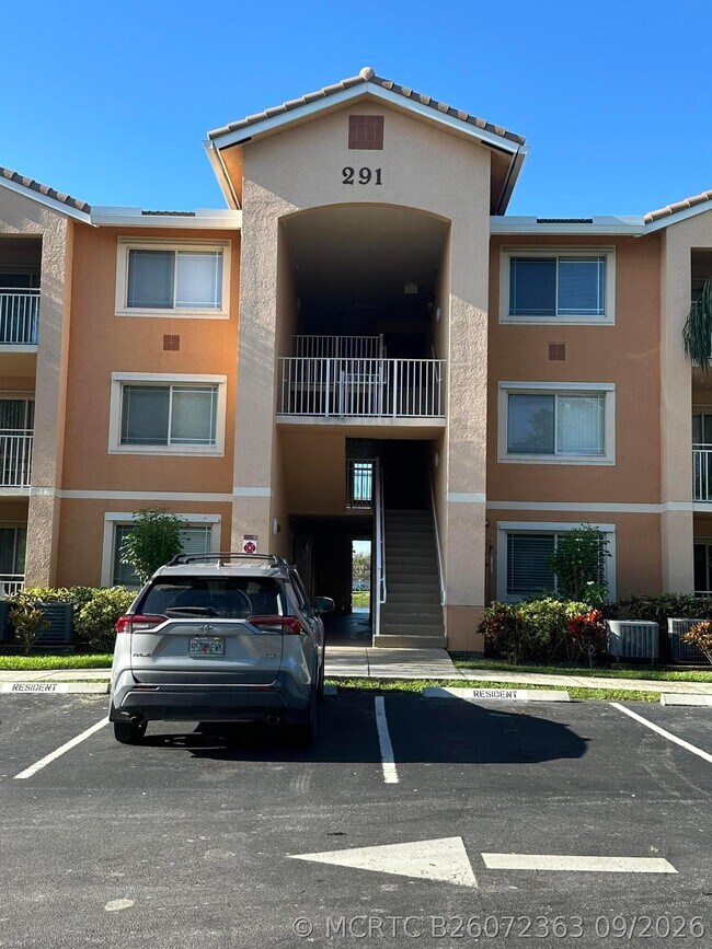 property at 291 SW Palm Dr
