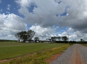 24150 Seibert Rd in Elberta, AL - Building Photo - Building Photo