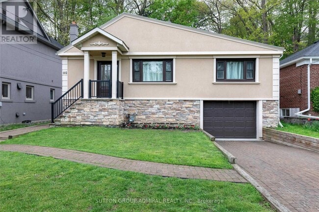 property at 182 S Kingsway