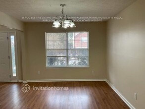 331 Silver Springs Dr in Sugar Hill, GA - Foto de edificio - Building Photo