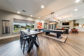 Legacy Creekside Apartments in San Antonio, TX - Building Photo - Building Photo
